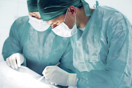 TAVI vs válvulas quirúrgicas de “liberación rápida” en pacientes de bajo riesgo
