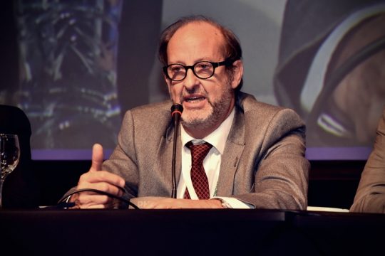 Dr. Ricardo Lluberas.